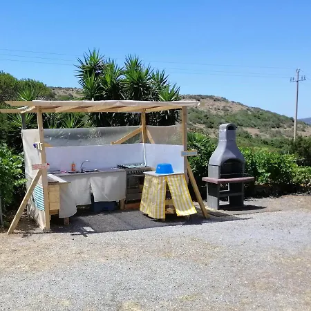 ベッド・アンド・ブレックファスト Glamping Semaforo Capo Sperone