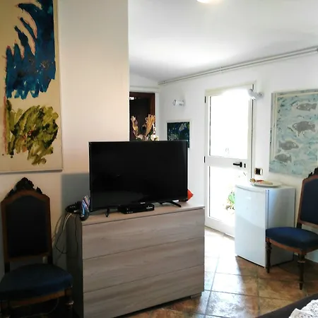 Glamping Semaforo Capo Sperone SantʼAntìoco