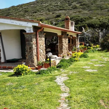 Bed & Breakfast Glamping Semaforo Capo Sperone 4*